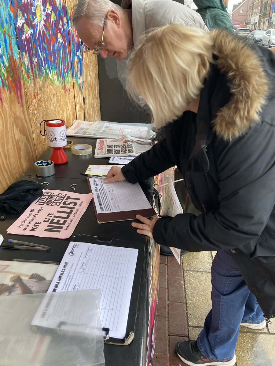 As news broke of MPs getting a £2200 pay rise, @Dave4Erdington  made clear he would only take the wage of an average worker in Erdington if elected.
 
The choice is clear VOTE for a socialist MP who lives the same lifestyle as people in Erdington on the same income.