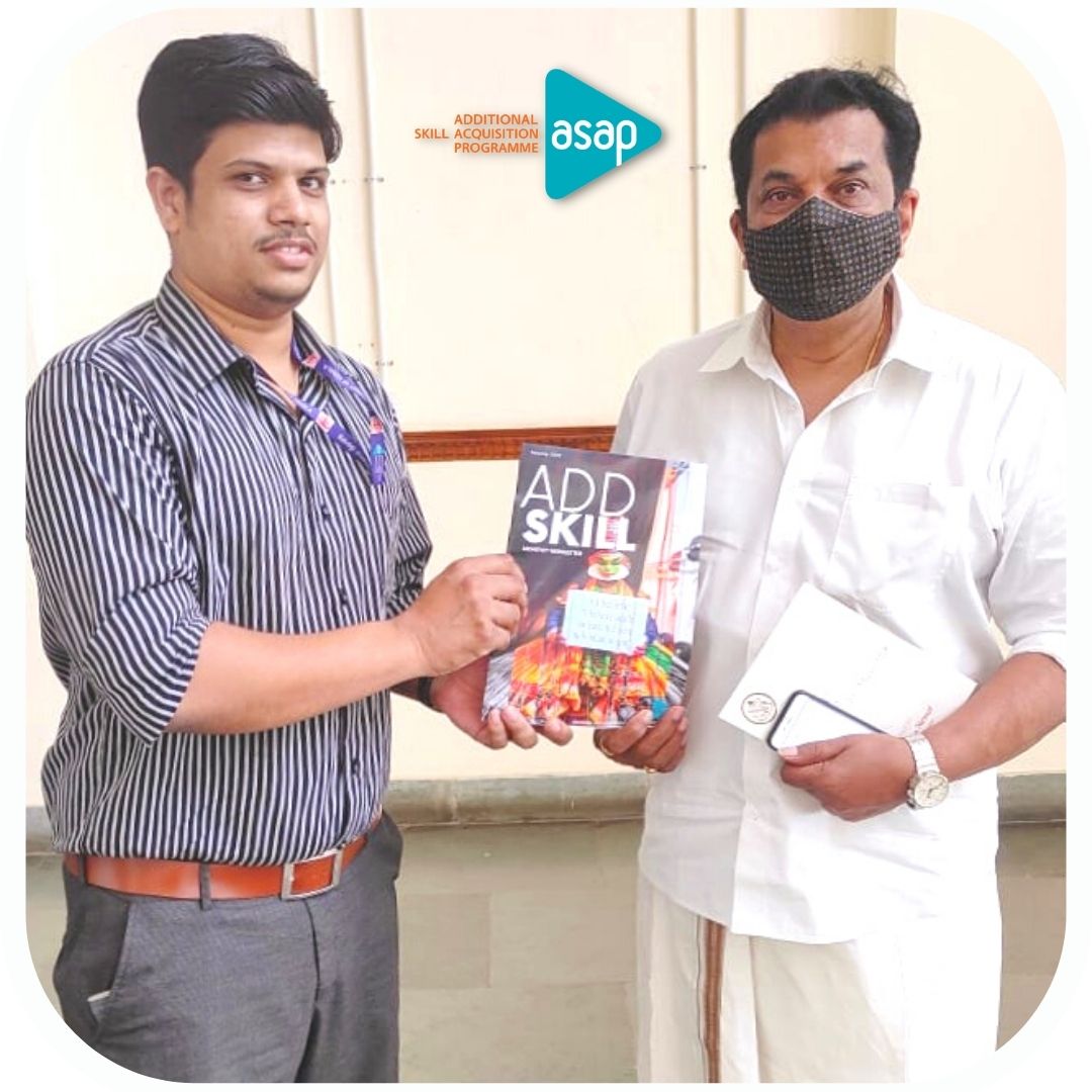 asap_kerala's tweet image. Hon. Members of Legislative Assembly
(Kerala State) - Sri. Mukesh M &amp;amp; Sri. Muhammed
Muhassin receiving their copy of the ASAP Monthly
newsletter from our PM Mr. Niyas AP.
- #ADDSkill . 
#asapkerala #addskill #learnASAP #learnatASAP
#coursesforafutureproofcareer #getskilledatASAP