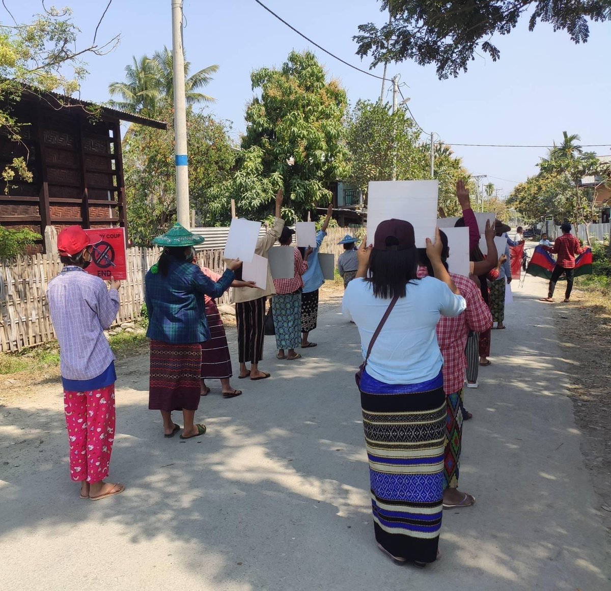 Revolutionary residents from Kale staged the 388th day of strike to oppose the military dictatorship. #2022Mar2Coup 
#SanctionAviationFuel 
#WhatsHappeningInMyanmar