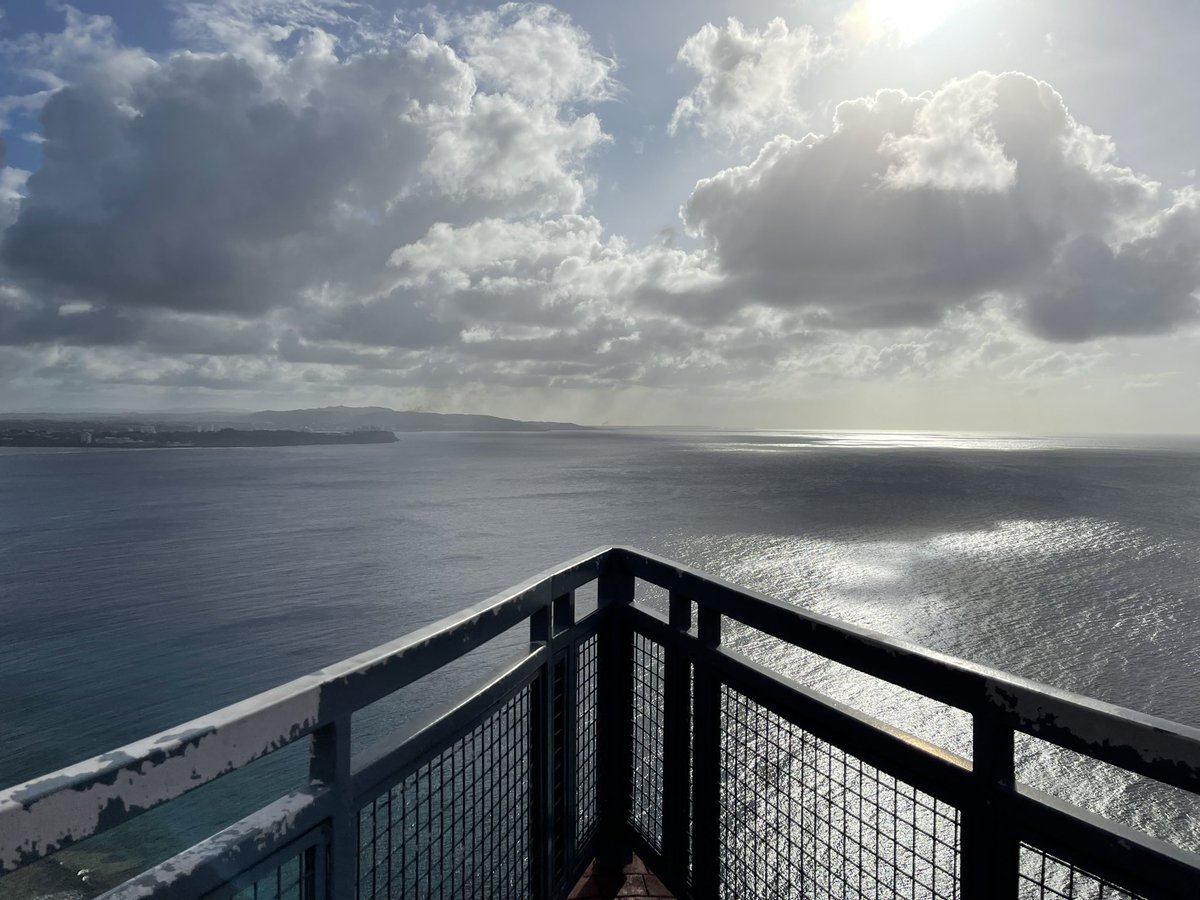 leezeltanglao's tweet photo. The legend of #twoloverspoint #guam #hafaadai #travel #followthesun https://t.co/CQpk8hAhoz