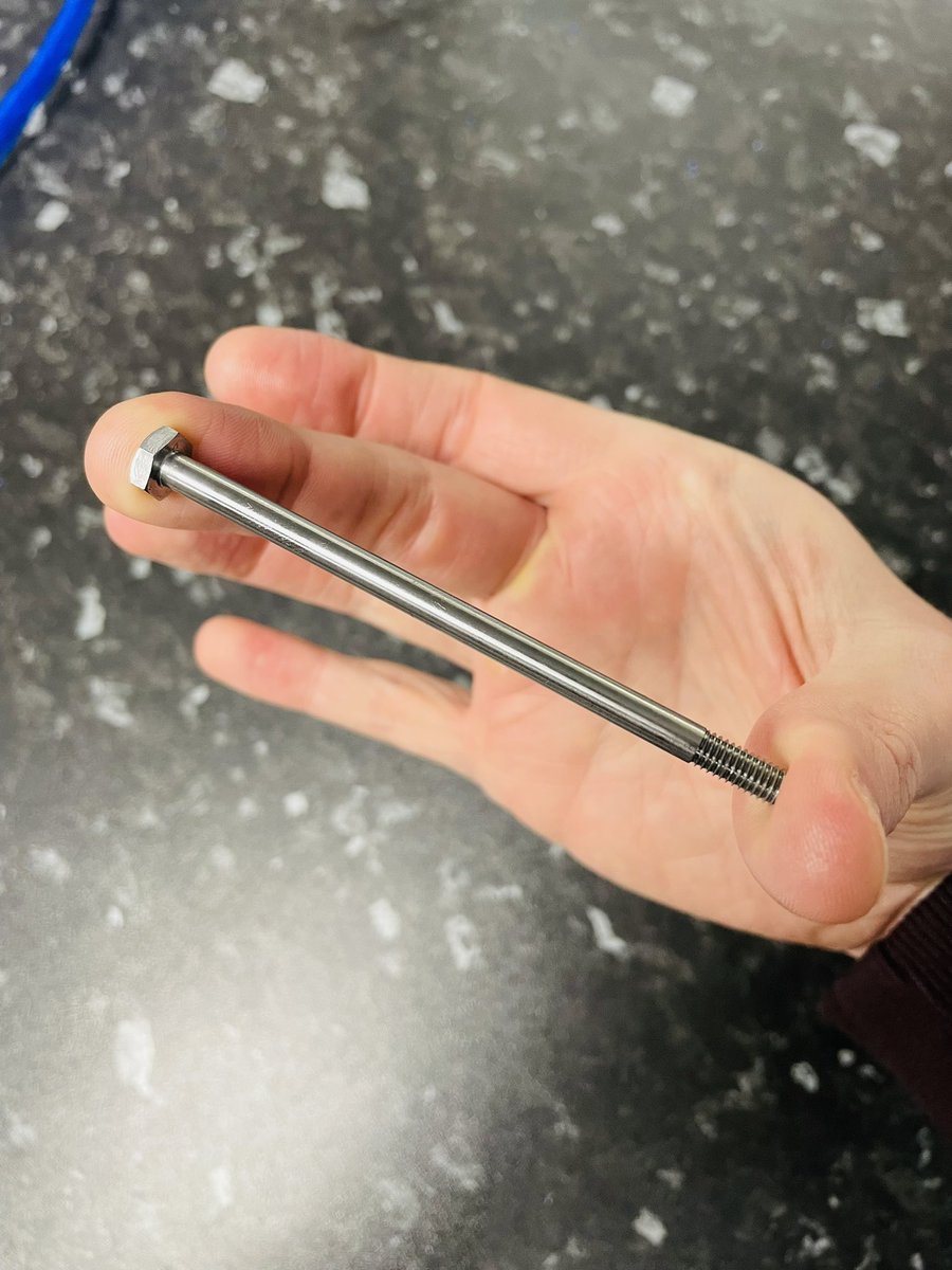 And on one of our sliders this morning we have a couple of hundred A102-29D 10-32” UNF x 3.4” long hexagon bolts 

This particular batch is manufactured from S154 and machined complete in one operation on our Citizen L25

 #aerospace #fasteners #as9100 #sheffield