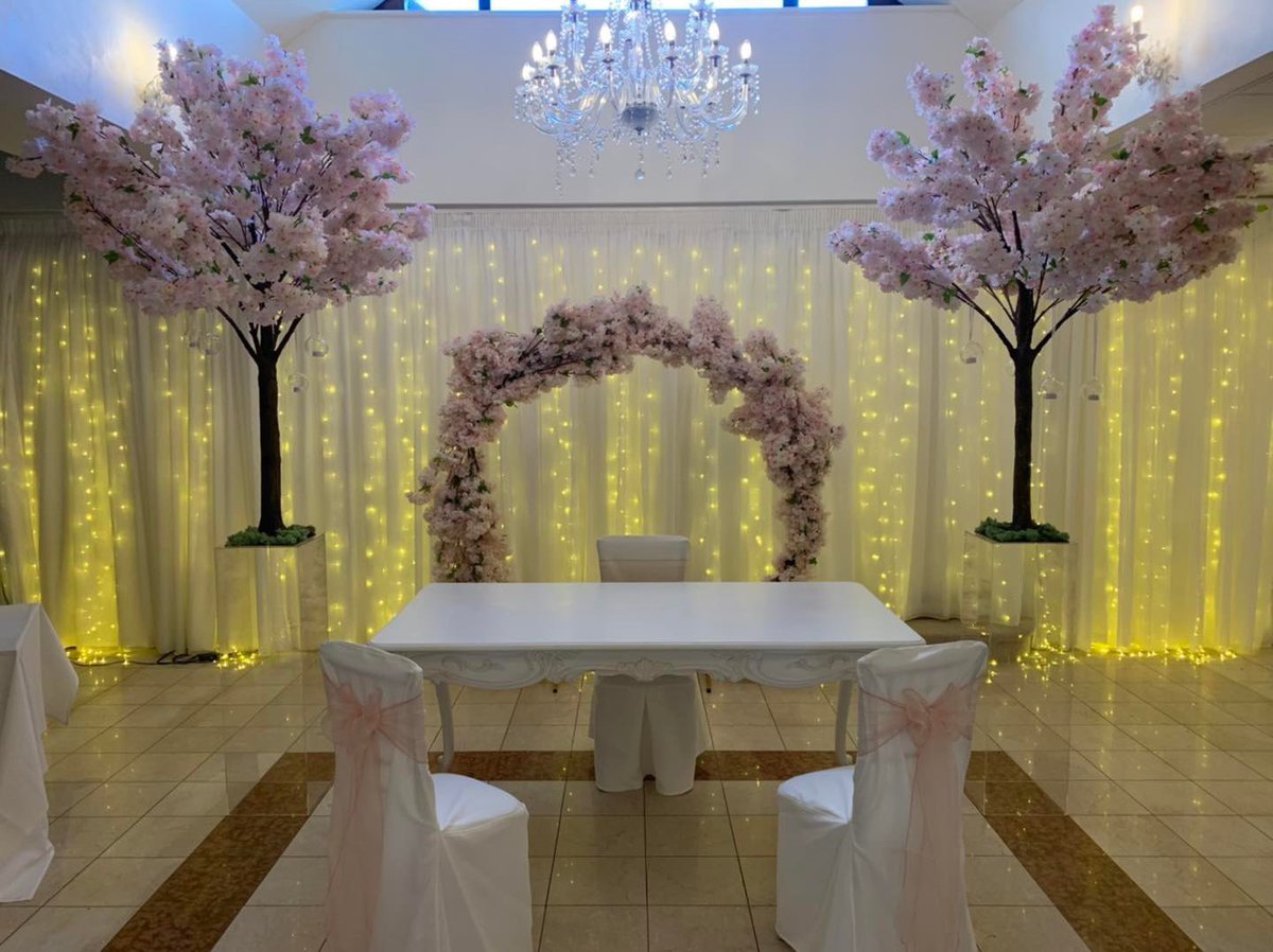 SJEnterprises1's tweet photo. Wherever your wedding is in the northwest we can supply. Over 17 years experience, book number 1 @StirkHouse #weddings https://t.co/aRnH8Ik4HR