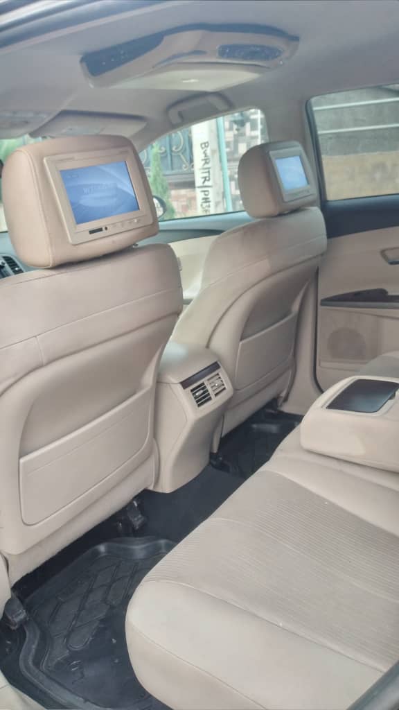 CarsConnectNG's tweet photo. π€³ TOYOTA VENZA #Keystart
βββββββββββ
Year: 2013 Model
Status: Unregistered
Duty: Fully Paid
Price: β¦6.3M
Condition: Excellent
Location: Abuja π³π¬
Call/W: 08068278079
π³π¬Nation Wide Deliveryπ
Please Retweet π
#ALjufu #ccngnsmag #CarsConnect https://t.co/DbthVNHyMV