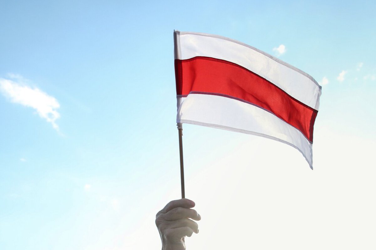 флаг беларуси бчб. бчб флаг. флаг белорусской оппозиции бело красно белый. флаг беларуси бело-красно-белый. флаг беларуси бчб.