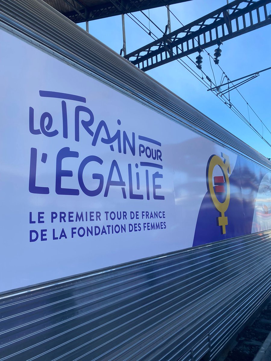 Goods_to_Know's tweet photo. 🚃 Arrêt du Train pour l'#égalité en gare de #Toulouse hier ! Une initiative portée par @Fondationfemmes pour sensibiliser aux enjeux de l'égalité ➡️ https://t.co/BMRtgzKIw1 https://t.co/fWog8tCU57