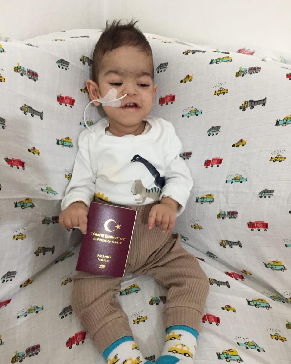 ArenKaya2's tweet photo. Sevgili ailem, bugün çok mutluyum Pasaport işlemlerim de tamamlandı. Artık son düzlüğe girdiğik ve sizin son bağışlarınızı bekliyorum Ailem ablalarım abilerim bana süpriz yapmak istiyolarmış doğum günümden önce
Siz de onlarla el ele verip beni ilacıma tedavime gönderir misiniz https://t.co/wg1SfhjrvY