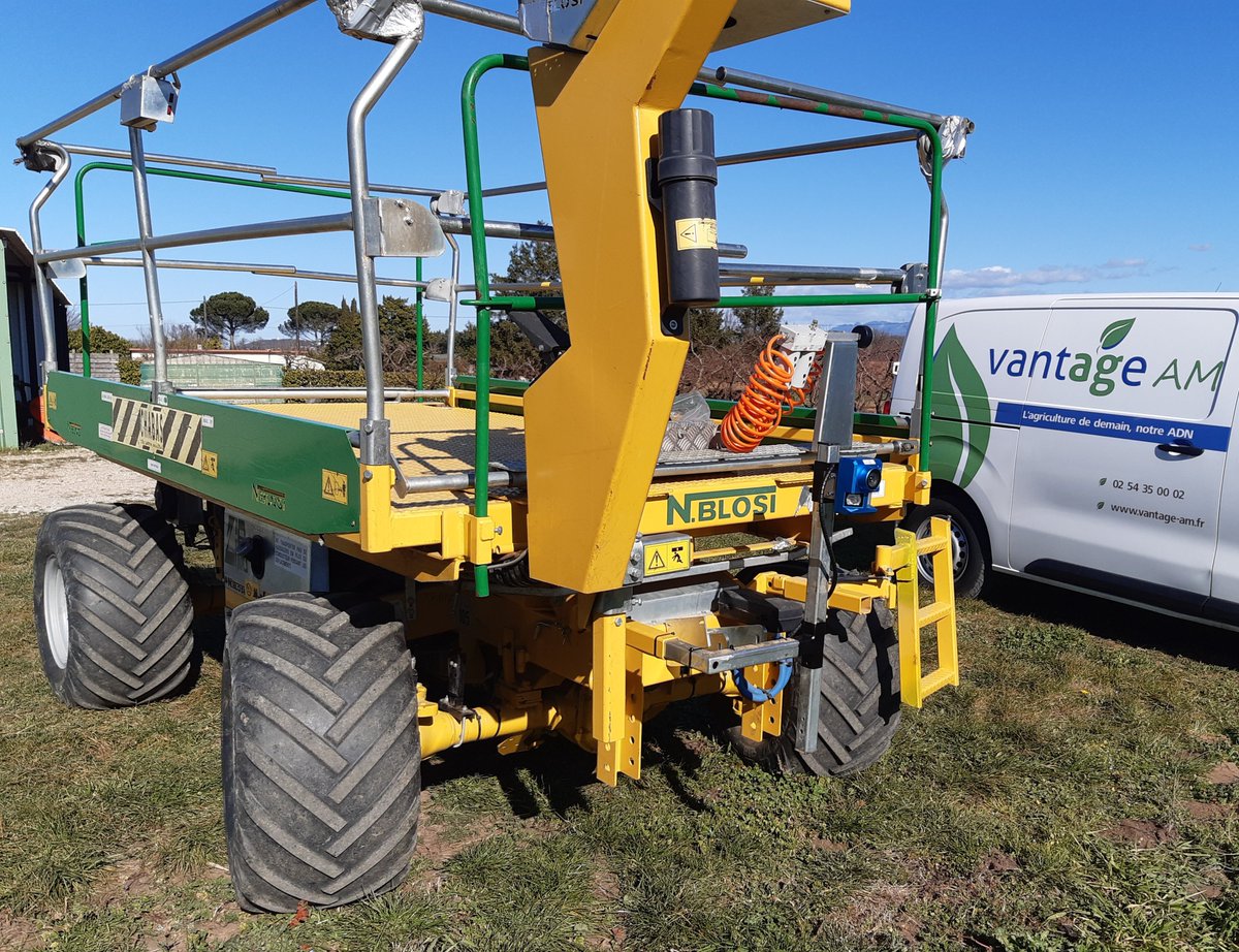Vantage AM (@vantageam) on Twitter photo 🔧: VizioPilot Line Assist, autoguidage optique sans abonnement, sur une plateforme arboricole.
🌳🎥🌳 Il maintient le véhicule au milieu des rangs de vergers.
📆RDV #SIVAL du 15 au 17 mars ➡️ Hall B, stand A 123 <a href="/SIVAL_ANGERS/">SIVAL_ANGERS</a>
✅Vantage AM, revendeur exclusif GOTrack en France 🇫🇷 🔧: VizioPilot Line Assist, autoguidage optique sans abonnement, sur une plateforme arboricole.
🌳🎥🌳 Il maintient le véhicule au milieu des rangs de vergers.
📆RDV #SIVAL du 15 au 17 mars ➡️ Hall B, stand A 123 <a href="/SIVAL_ANGERS/">SIVAL_ANGERS</a>
✅Vantage AM, revendeur exclusif GOTrack en France 🇫🇷