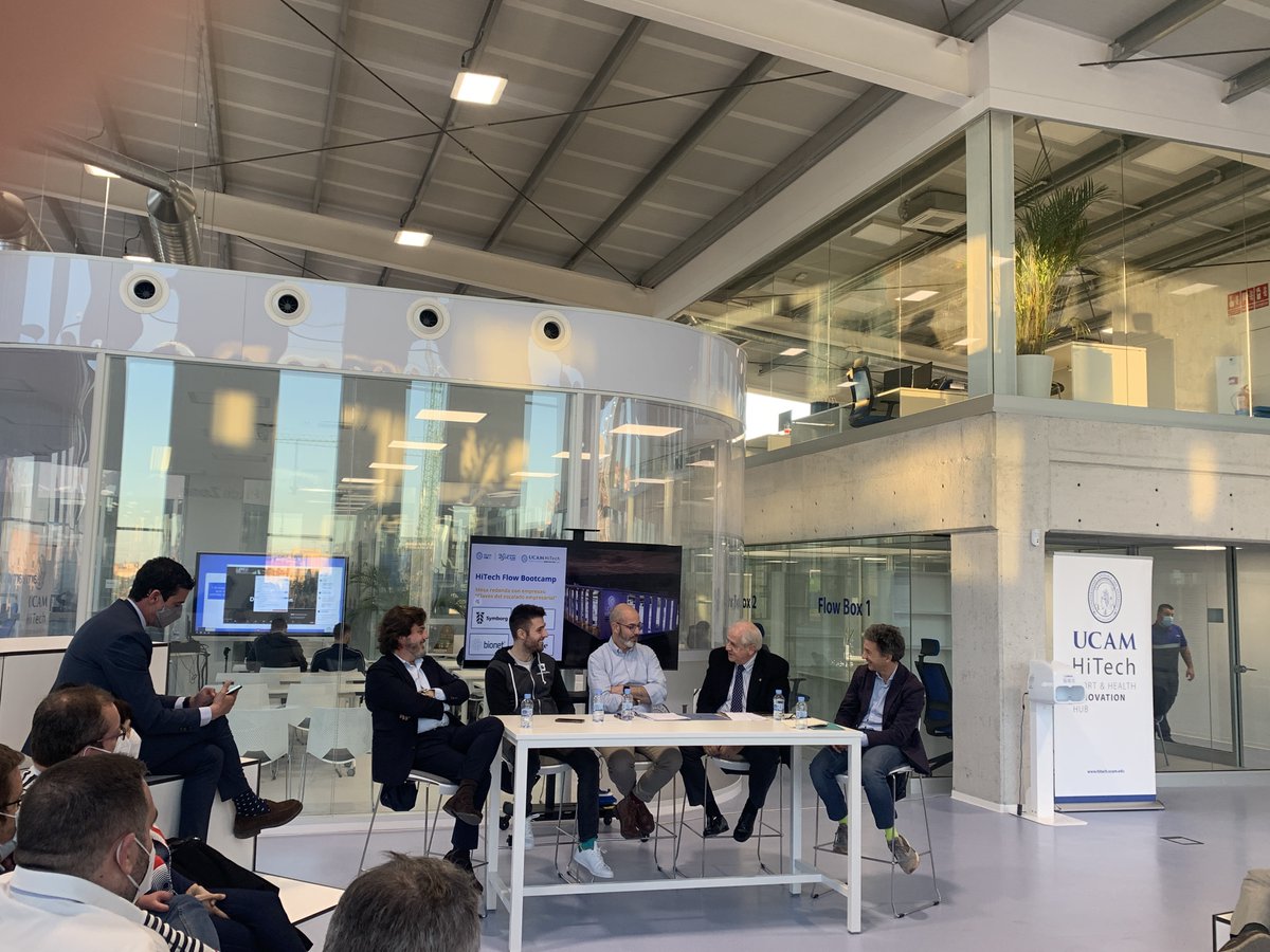 Hace unos días participé en “Claves del escalado empresarial” organizado por <a href="/HitechUCAM/">UCAM HiTech</a>. Hablamos sobre el (buen) crecimiento de las #startups, que considero gira en poner el foco en lo que realmente genera valor en la compañía. Cuento más en LinkedIn 👉linkedin.com/posts/jes%C3%B…