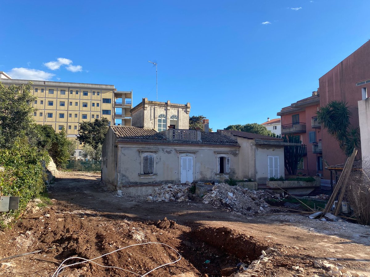 max_workshop's tweet photo. Heritage at risk
Human-made risks from development pressures caused by population growth and progressive urbanisation result in ever-greater consumption of land and destroy natural, cultural and social landscapes. https://t.co/BIHNrb14Pn