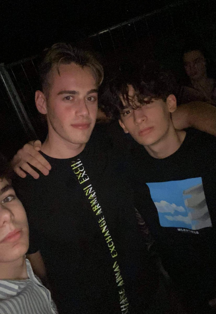 markeszko's tweet photo. photo taken before disaster https://t.co/ptDrZnnm6R