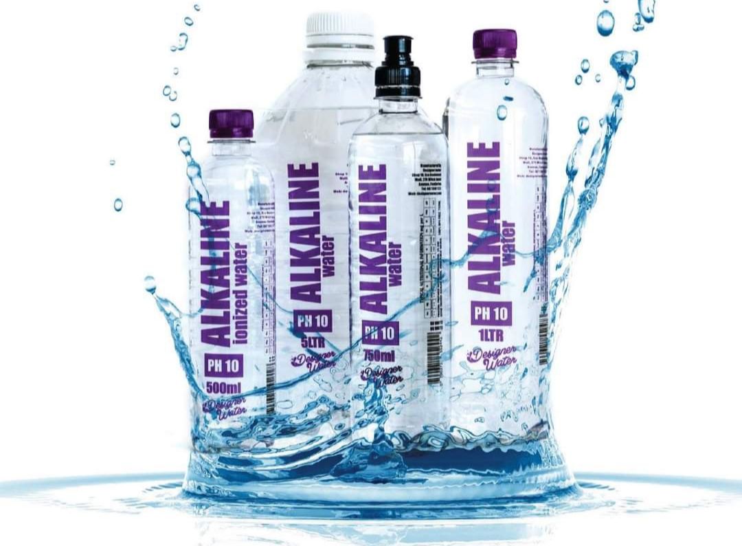 TFarmstall's tweet photo. Water on Me...FREE 500ml Designer Alkaline water - https://t.co/5Jsg53sYzW https://t.co/giuF0ULcqx