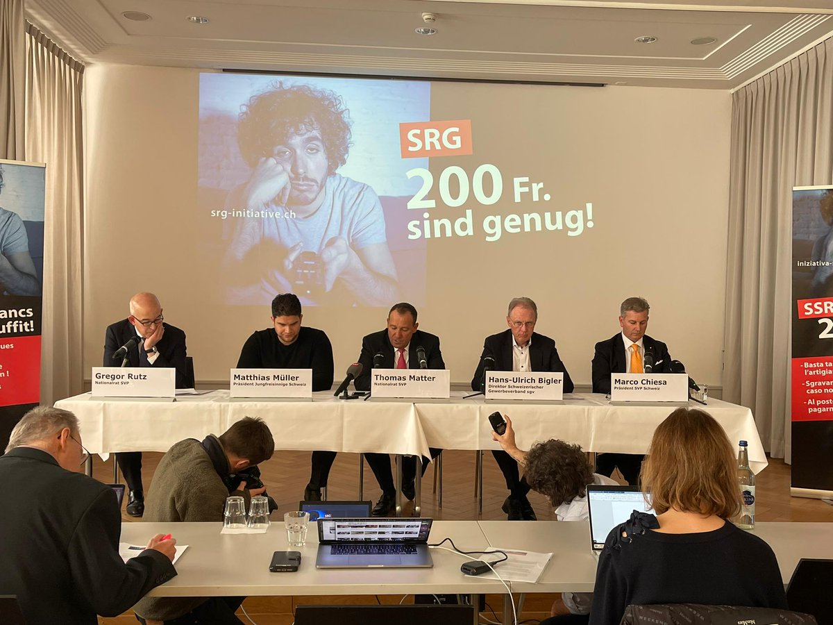 Lors de la conférence de presse d'hier, les co-présidents du comité ont présenté l'initiative SSR «200 francs, ça suffit !»
Vous pouvez soutenir l'initiative ici : initiative-ssr.ch