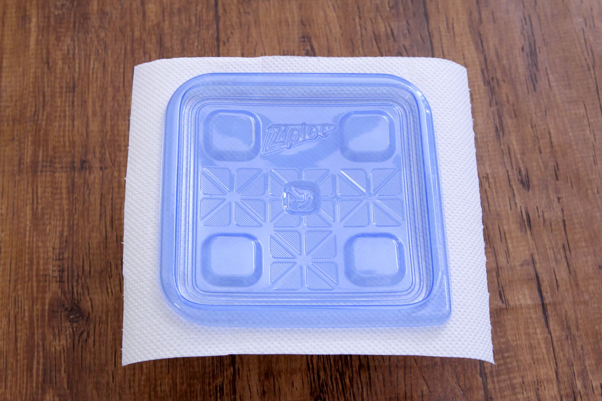 ほとんど混ぜて電子レンジで温めるだけ！忙しい朝にもぴったりそうな「厚焼き玉子」レシピ！