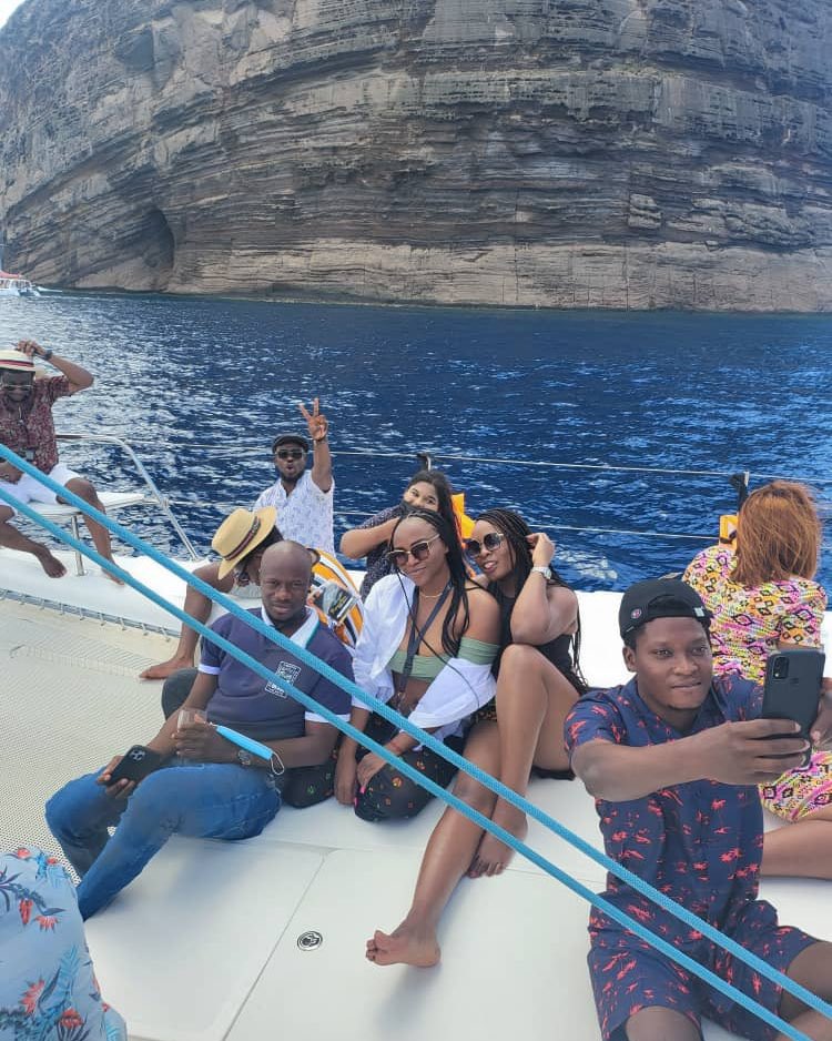 Wizebaba's tweet photo. So there is this tour package coming up and it has a group package too... maad maad fun🔥

Flights, accommodation, yatch cruise, yummy breakfasts, covid test, etc all for you!.. You don't wanna miss this!

Chat up for more info on-  https://t.co/3854jsQrDo https://t.co/eSeBjCVSvO