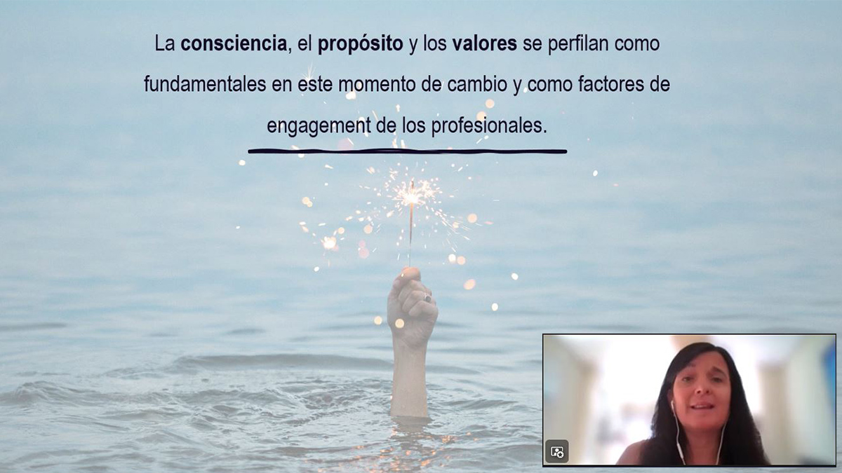 Fundacion_SERES's tweet photo. La situación de pandemia, el contexto de incertidumbre y el trabajo en remoto han afectado al bienestar de los empleados. Desde un #LiderazgoSostenible se puede influir positivamente en el bienestar mental, espiritual, emocional, físico y social de los empleados. #LabSDiversidad https://t.co/9FNWGfL29U
