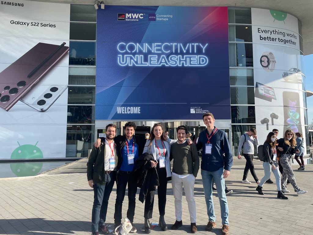 ghop_ES's tweet photo. 📲Estamos en el  #MWC22 ! 📲 Este año Ghop ha viajado a Barcelona para estar presente en el congreso tecnológico más importante del mundo. 🧑‍💻 https://t.co/RfWZ2mfKp8
