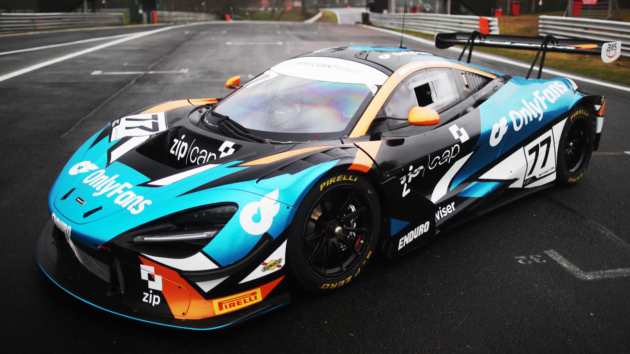 🇬🇧 BritishGT 🏁 on Twitter "FANTASTIC! Enduro’s McLaren has a new