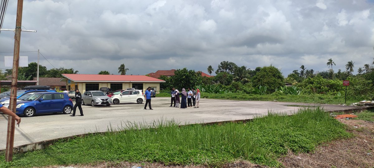 Bpp4CKP's tweet photo. LAWATAN TAPAK PROJEK PEMBINAAN BANGUNAN BAHARU BAGI 8 BILIK DARJAH PROGRAM PENDIDIKAN KHAS INTEGRASI (PPKI) DI SK SUNGAI KARANG, KUANTAN PAHANG PADA 28 FEBRUARI 2022, BPP4, CKP BERSAMA BPN4, JPN DAN SEMUA HODT. 
@BalamuruganIr @CKP_JKR https://t.co/Yv139MVNEX