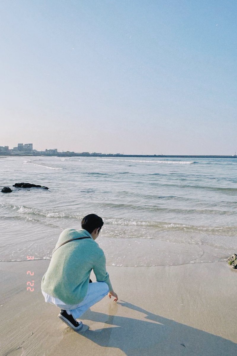 gt2k1230's tweet photo. 필카로 찍었다면 이런 느낌이겠지 https://t.co/KPRikX3lPc