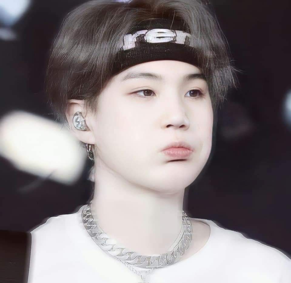 Cục đường cư tề <3

#Butter  #BestMusicVideo #iHeartAwards (<a href="/BTS_twt/">방탄소년단</a>)