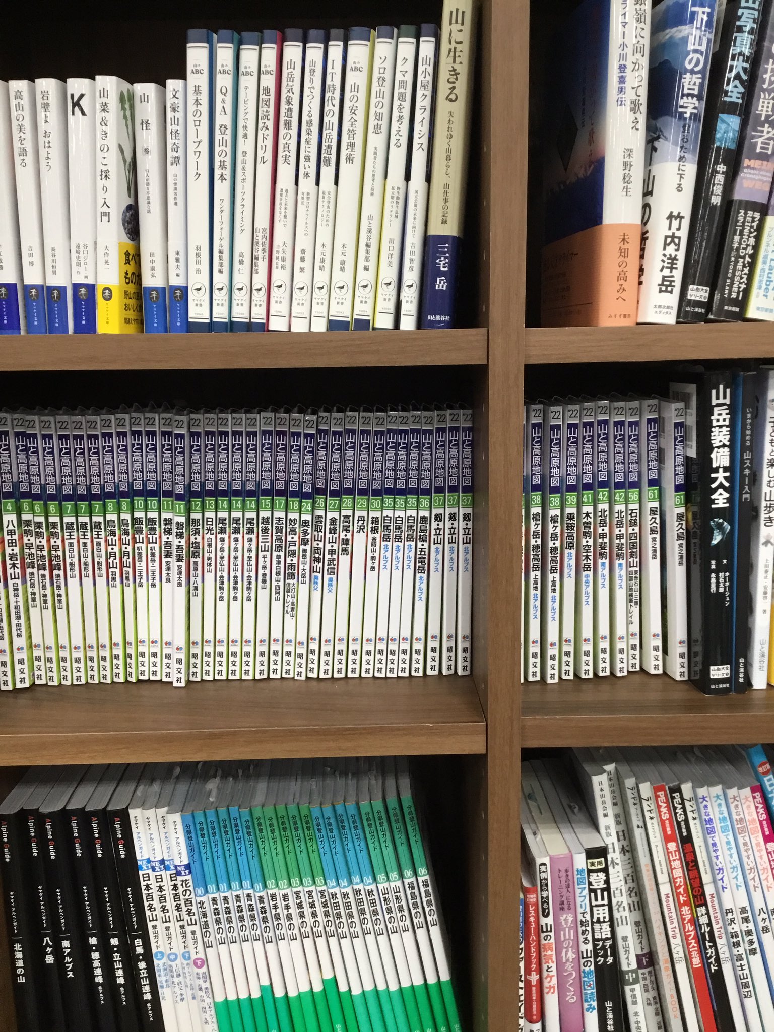 石井スポーツ 仙台泉店 on Twitter "仙台泉店、山と高原地図2022版入荷しました。毎年定番人気の登山