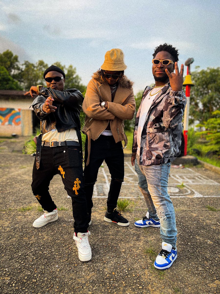 Edico_Le_Feu's tweet photo. “Show me Love ASAP “ - 🐊🐝 #Pancho
@TorchCityMusic - #ASAP ft @iAmNgoma video out now 👇🏽
https://t.co/gL31dElAC7

Sense Pass King EP also available on all other platforms 👇🏽
https://t.co/E3wieAnn31
Stream, comment , like and share. Let’s go https://t.co/5sJhaNpxHB