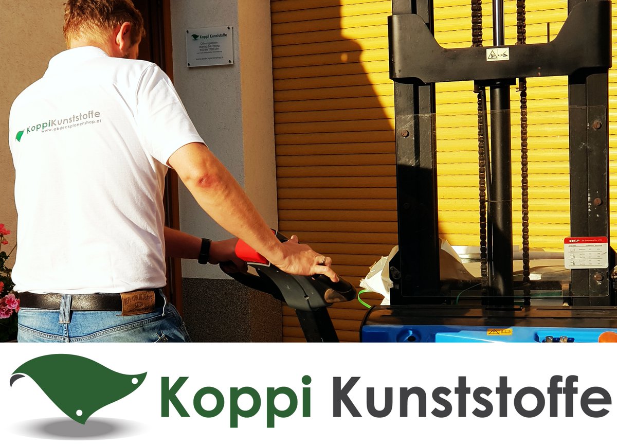Abdeckplane's tweet photo. DACHDECKER &amp; Co Preishit! Gewebeplanen 8,00m x 16,00m • Mengeneinheit: 20 Stück pro Einweg Palette / oder Gewebeplanen 8,00m x 20,00m • Mengeneinheit: 10 Stück pro Einweg Palette / Frei Haus Lieferung / https://t.co/uZNEPPh87n https://t.co/7BMCNDAK3m