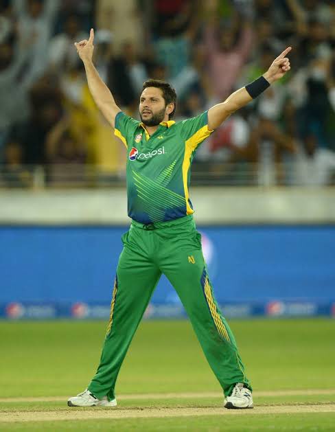 Happy Birthday Shahid Khan Afridi Bom Bom 