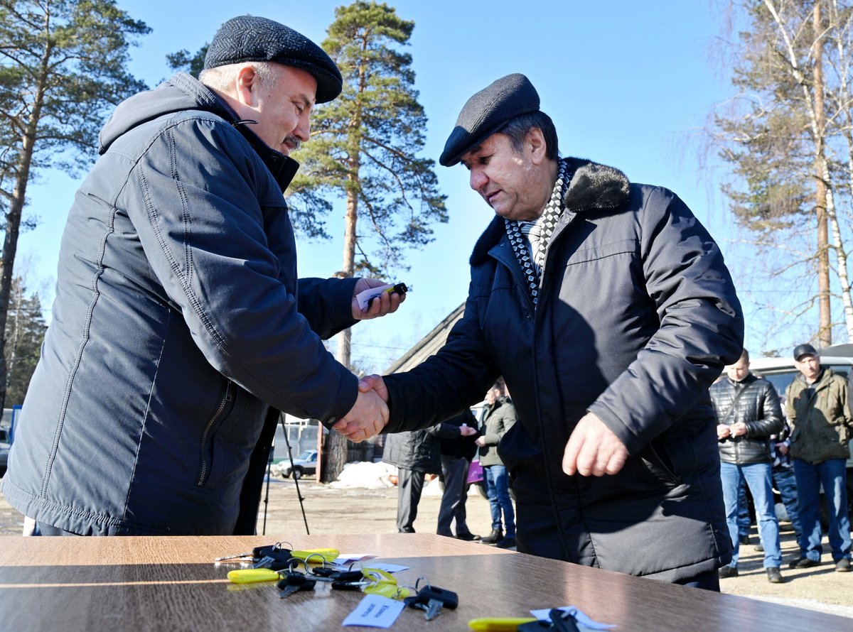 dlhcfo's tweet photo. АВТОПАРК ЛЕСНИЧЕСТВ КАЛУЖСКОЙ ОБЛАСТИ ПОПОЛНИЛИ НОВЫЕ АВТОМОБИЛИ
https://t.co/dqEp3D41AG https://t.co/qKyjF5JIw1