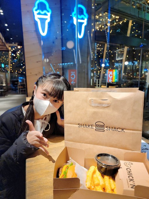 Twitterのコスプレ画像3