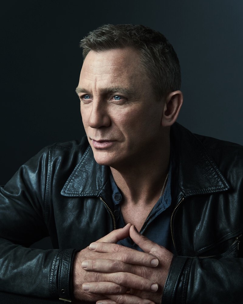 Happy birthday Daniel Craig!        