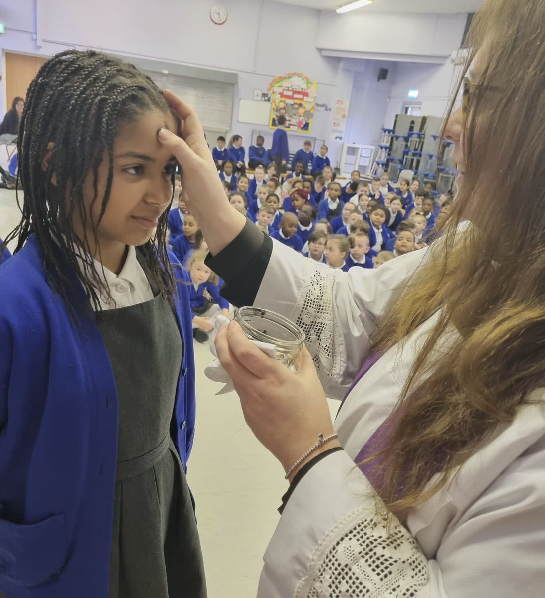 Thank you @Curate_Amy for a wonderful Ash Wednesday assembly as we mark the beginning of Lent.