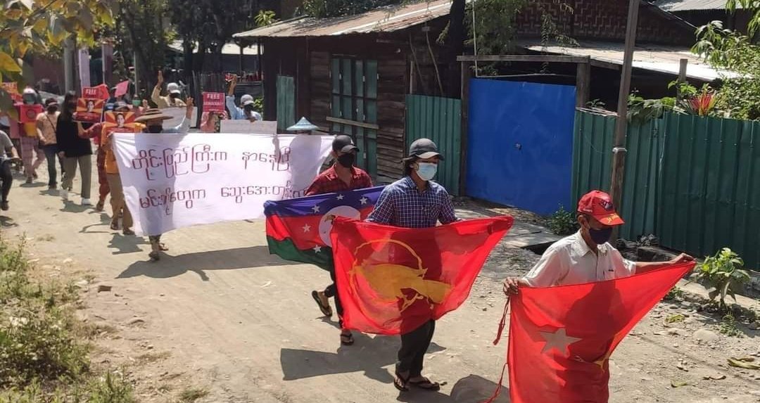 ActivistLittle's tweet photo. Anti-coup revolutionary strike in Sagaing's Kale Twp as 388th day without a day off. This is the longest protest in Myanmar. 🪧

#2022Mar2Coup #SanctionAviationFuel #WhatsHappeningInMyanmar https://t.co/qikWgpCufQ