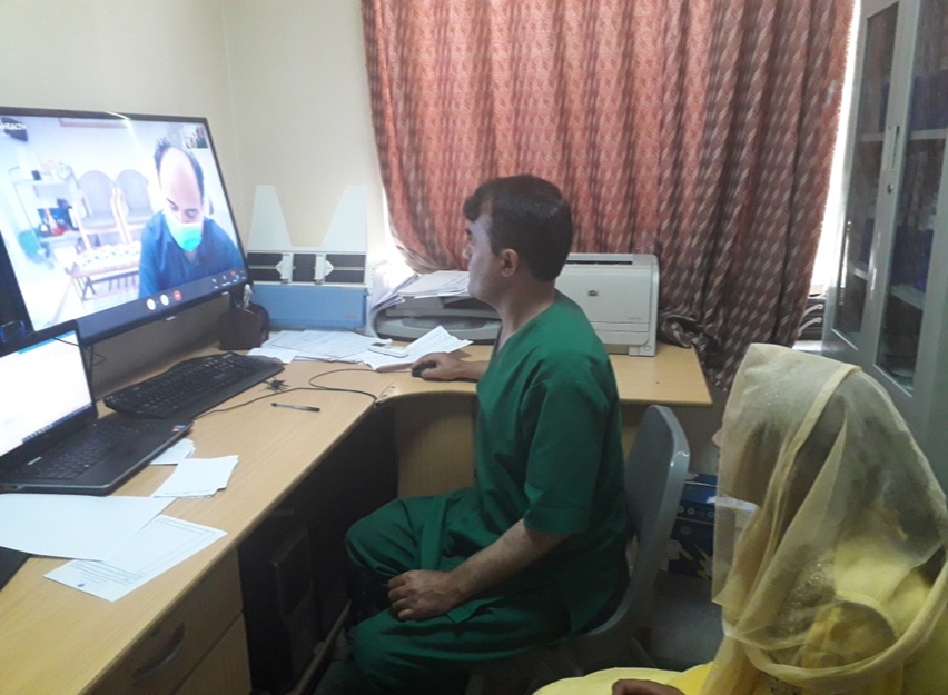 FMICKabul's tweet photo. Little #Angaiza, A 12- year-old girl from Badakhshan province was suffering from #obsessive_compulsive_disorder. She visited FMIC #neurologists through #eHealth_programme and received free-of-cost treatment without any travel burden.
@AkdnAfg @AKUGlobal @chainedelespoir https://t.co/Bz55x1PtHV