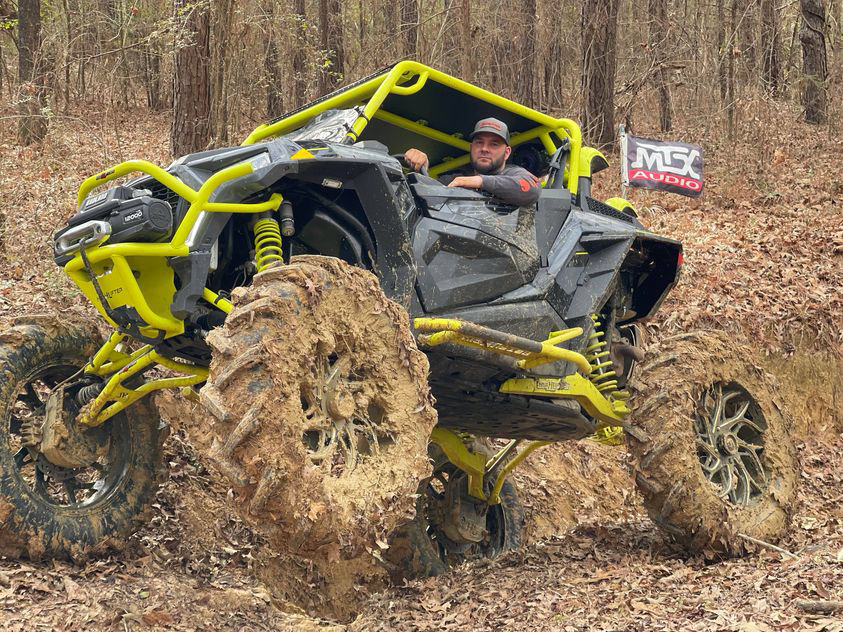 MTXAudio's tweet photo. Our good buddy Ricky over at High Lifter Products knows how to have fun and put his MTX system through its paces!
#highlifter #sxsaudio #muddin #MTXAudio https://t.co/vzHVil1NZt