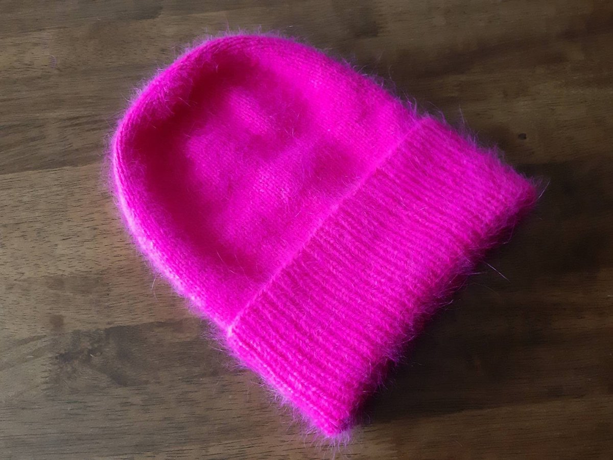 AnnaGriHandmade's tweet photo. We pray for peace in #Ukraine. ★★★★★ «So happy I bought this #beanie! It’s so beautifully crafted, warm and the perfect hot #pink!  Thanks Anna ❤️» Helen #etsy #angorabeaniehat #angorahatwomen #knithatforgirls #slouchybeanie #beaniewomen #knitbeanie https://t.co/ST0iYPiEqI https://t.co/2nQxxMy2Yp