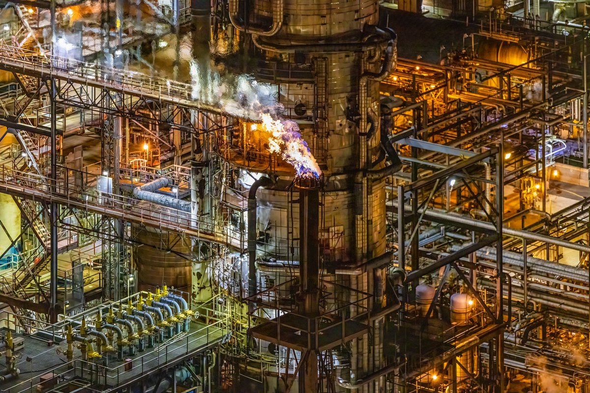 evanjosephphoto's tweet photo. @QuantumNFT Trespassing via helicopter at night over an industrial compound belching burning methane, getting dizzy from toxic fumes, but nailing the focus while flying in fast circles. Part of an ongoing series. https://t.co/wvZJs8OjTr