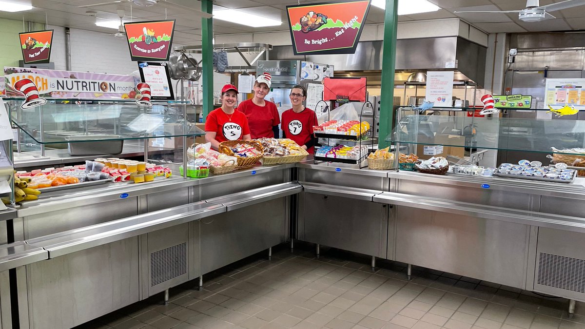 The staff at Hill & Plain School is ready to begin Dr. Seuss Day, starting with breakfast. This amazing assortment is available every morning for the students. Have your student stop down for a free breakfast! @HPS_CT #SchoolBreakfast #DrSeussDay