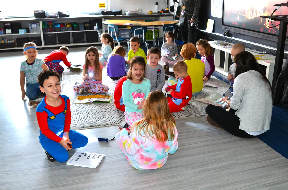 OneidaCSD's tweet photo. Staying warm and cozy? Students at Durhamville Elementary School got to cozy up to a nice book in their pajamas today for one of this month's Spirit Days! https://t.co/gZ1I3YIznr