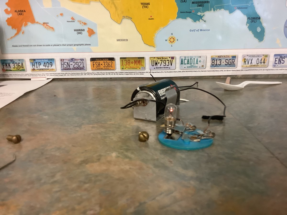 LEIBSTEM's tweet photo. Today is “Mystery Box” day.  Students were given a box of materials to answer the question “Can I make a light bulb light?”  Some objects were useful while others were not.  Perseverance and collaboration were in full display to solve this problem.   @dasdleib @LIU12_STEM https://t.co/4bVygb8iMj