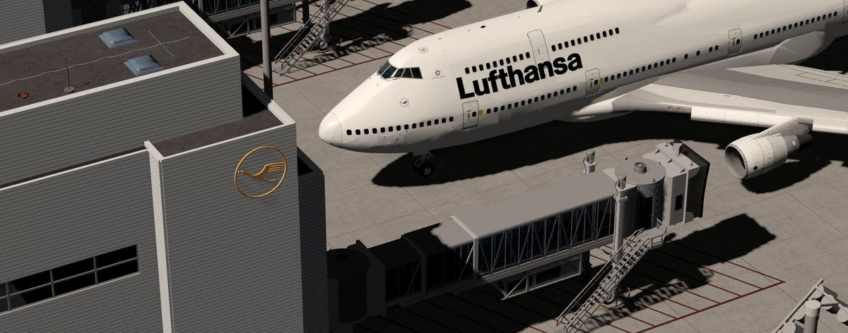 LHrblx's tweet photo. Queen of the skies! https://t.co/FTg2z7cU6T