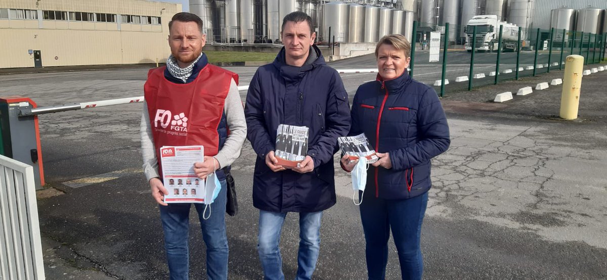 MamoudouTour's tweet photo. @force_ouvriere Maison Johanès Boubée de Bayeux  la #task force en pleine campagne électorale. 

📧📧Votez @fgtaFO Maison Johanès Boubée🗳🗳
#carrefour https://t.co/kXwUAxix4Q