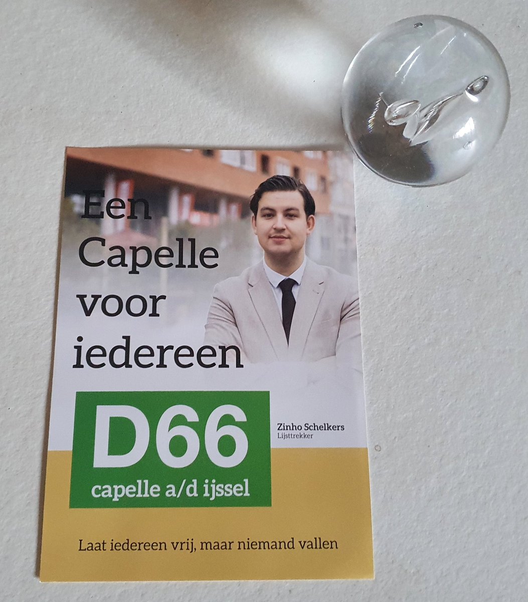 Zeg @D66Capelle wat precies begrepen jullie niet aan die grote 'Géén D66 meuk!' sticker boven mijn brievenbus?

Dit vod gaat dus linea recta in een ongefrankeerde envelop terug naar uw lokale hoofdkwartier.