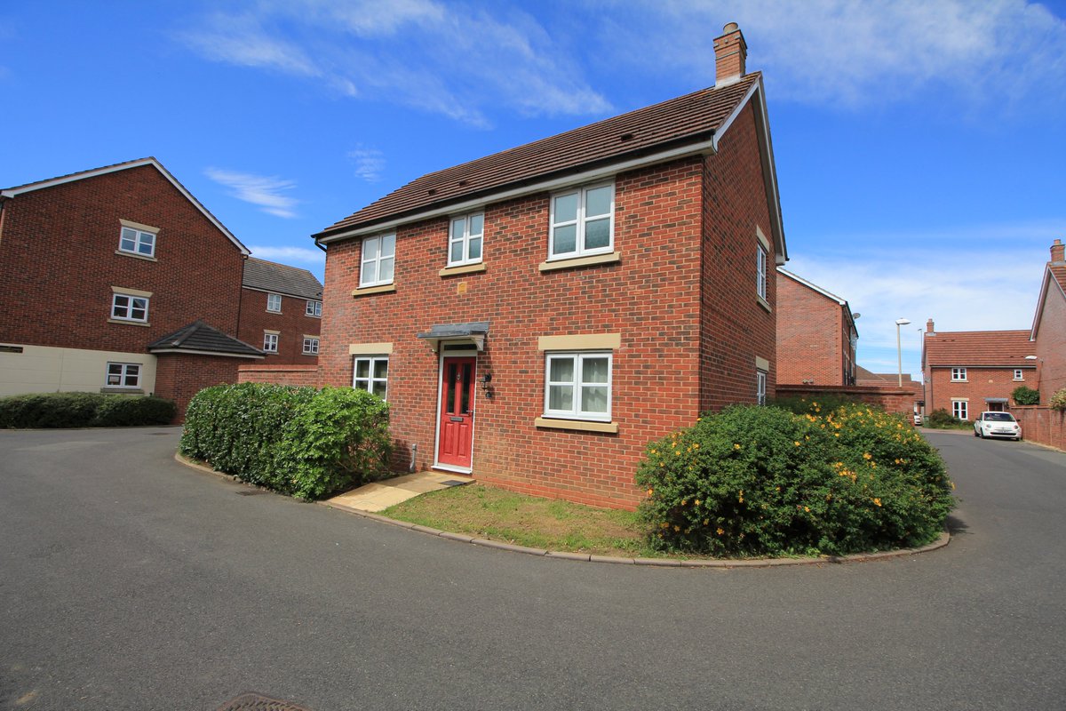 **SSTC**

This beautiful three bedroom house sold in under a week.   We have disappointed buyers wanting similar properties.

If you would like a free no obligation on your property, please contact the sales team at @winkworthcheltenham on 01242 386586 

#property