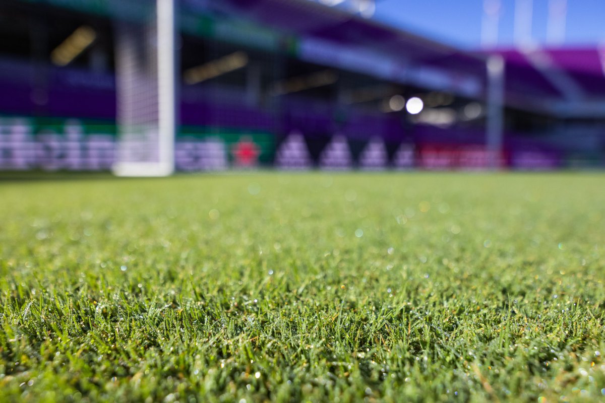 Give back to the Parramore community! The <a href="/OrlandoCityFnd/">OrlandoCityFnd</a> will be accepting donations throughout the venue tonight: 

•Food items  
•Athletic shoes or casual shoes
•Socks
•Diapers
•Feminine hygiene products

Details: orlan.do/3oWEqyM