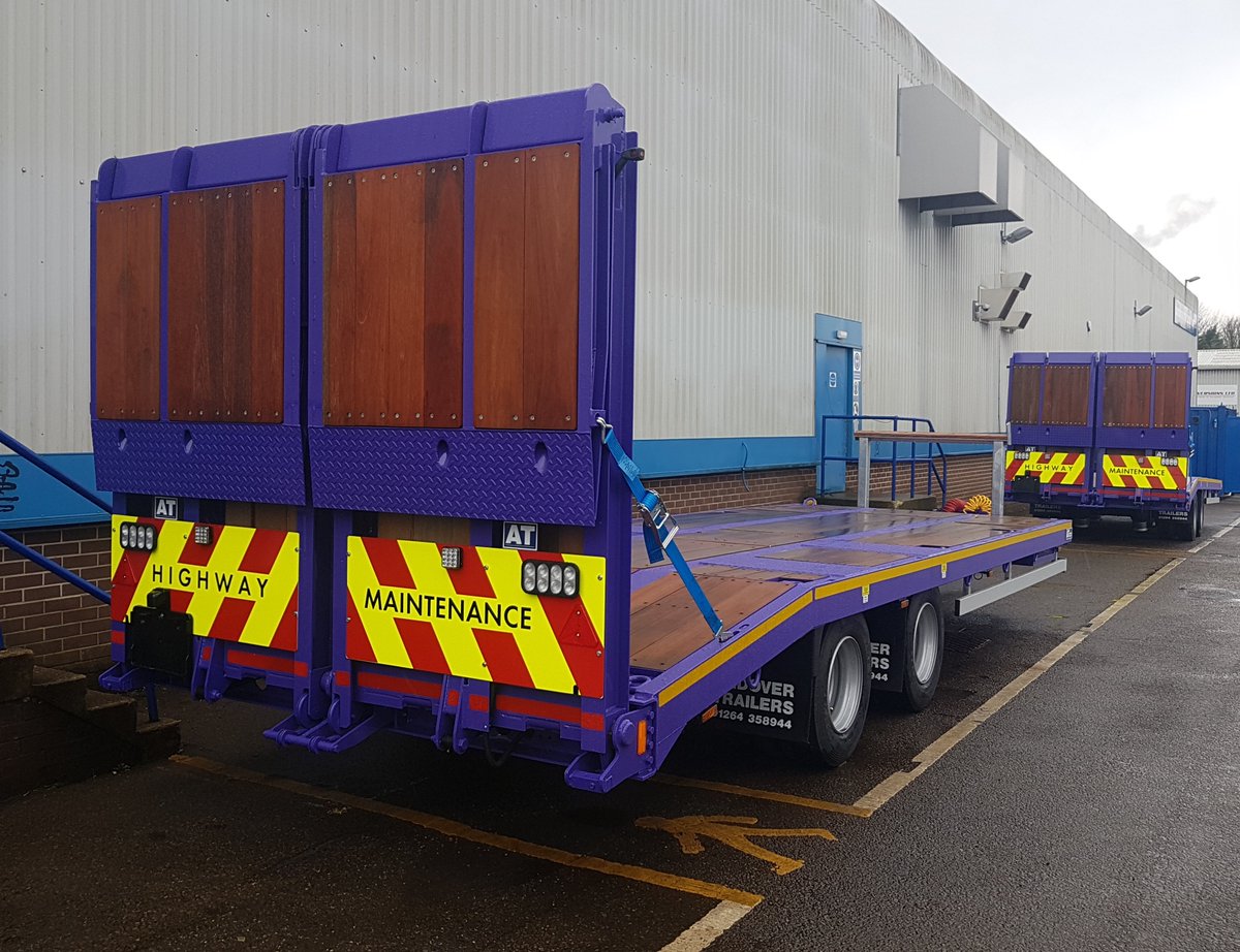 AT_Limited's tweet photo. Andover tandem axle drawbar trailers, fitted with flip toe ramps with knife edge toes with built in amber strobe lights & tail lights. #Trailers #Drawbars #VBG #RoadSurfacing https://t.co/m4f7XM7lbS