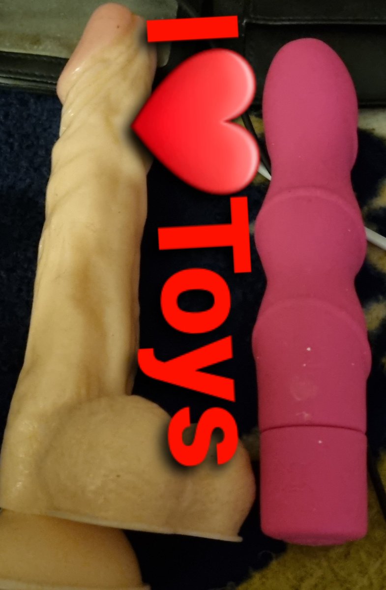 Ich gehe davon aus das heute wieder einen Ausritt auf meinen Toys machen werden 👸 Ein echter Schwanz wäre auch mal wieder geil 🥒💧❄️