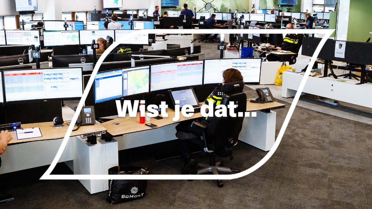 VRBrabantNoord's tweet photo. Wist je dat... de nieuwe #112NLapp al 90.000Β keer gedownload is? Als elke seconde telt kun je bij een noodsituatie 112 ook bellen via een app. De meldkamer ziet meteen jouw locatie en je kunt chatten met de centralist. Heb jij de app al? Download 'm nu. https://t.co/PEdJlokNJp https://t.co/Toxfgz1Ke9