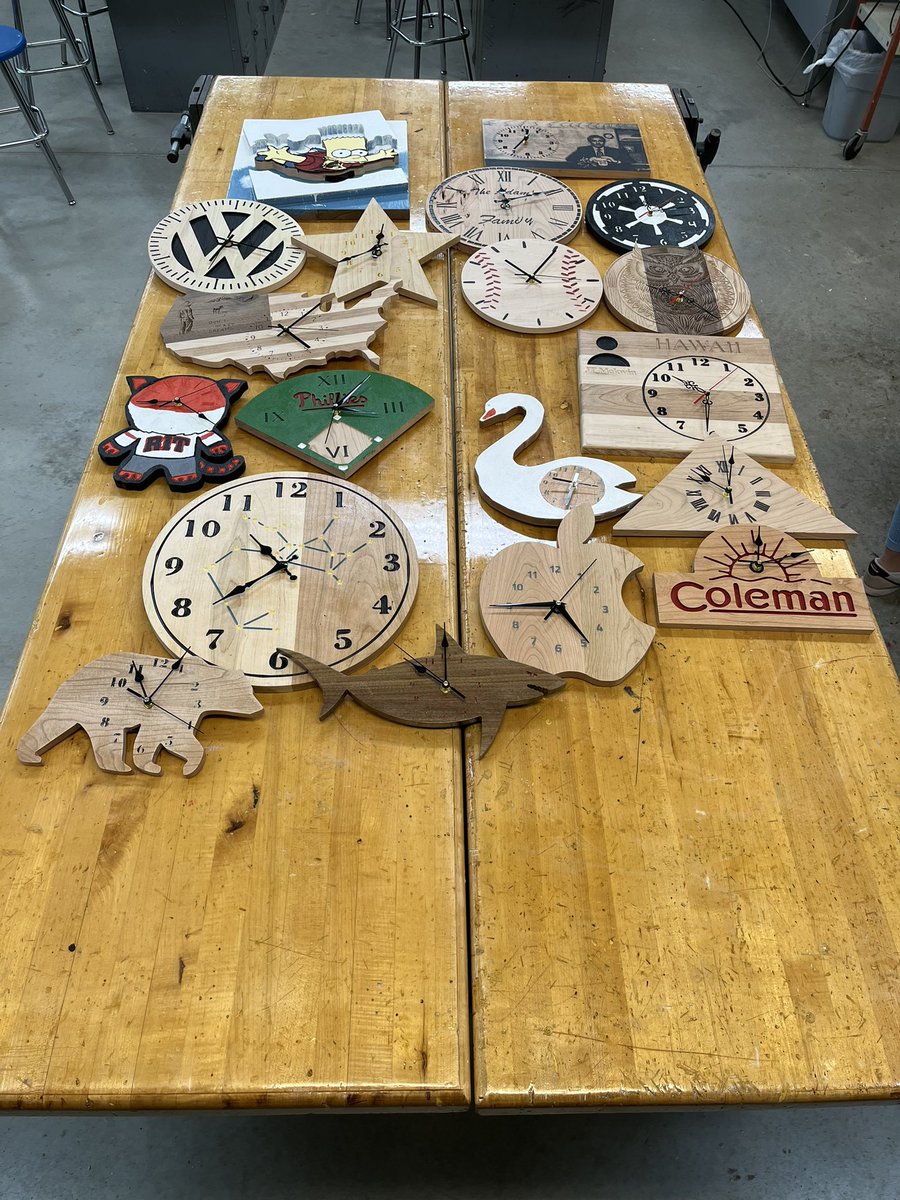 LSWoodTech's tweet image. Wood Tech 2 Students designed and manufactured their own unique clocks for their introductory project this semester using the CNC router.