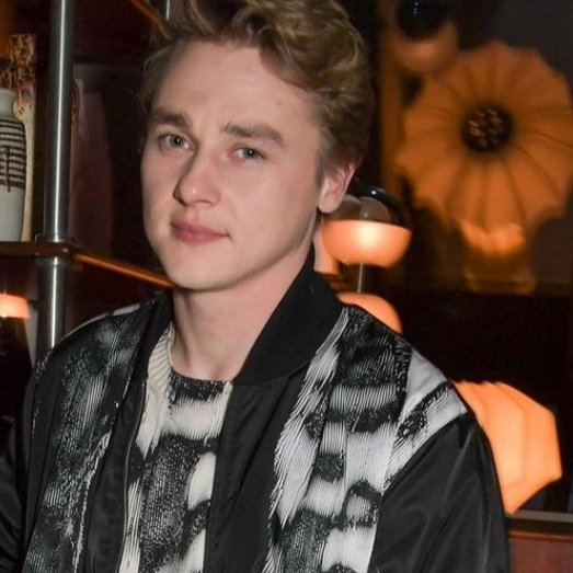 ben recently🌷💗